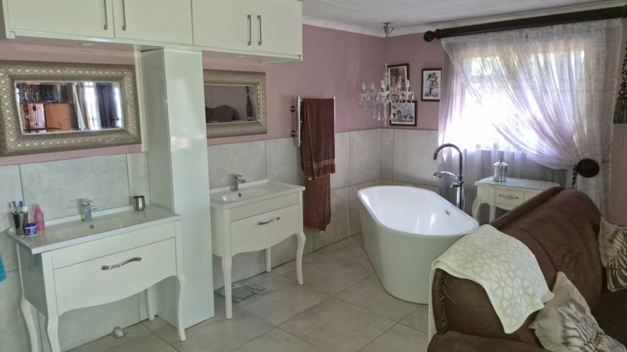 Commercial Property for Sale in Mossel Bay Rural Western Cape